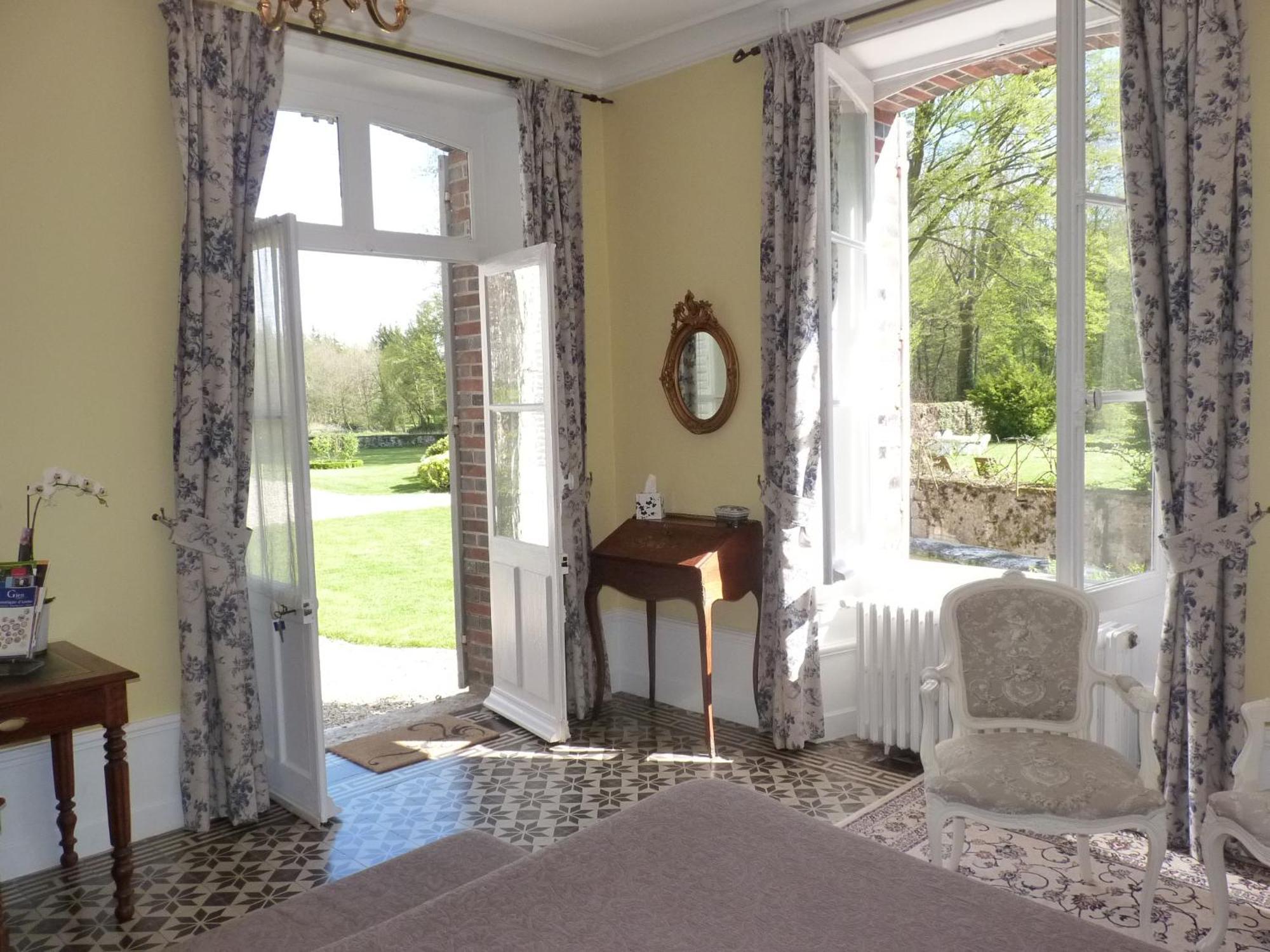 Le Clos Saint Nicolas Château-Renard Rum bild