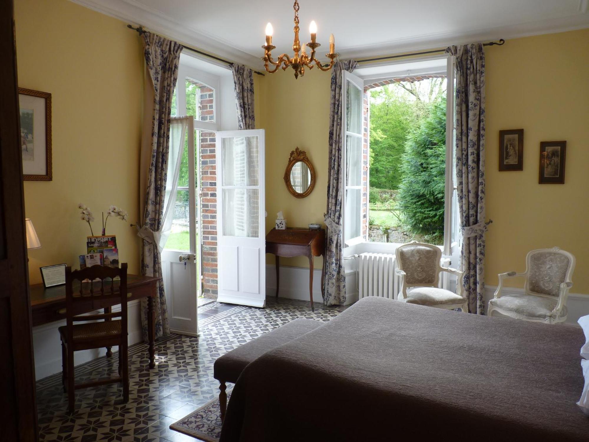 Le Clos Saint Nicolas Château-Renard Rum bild