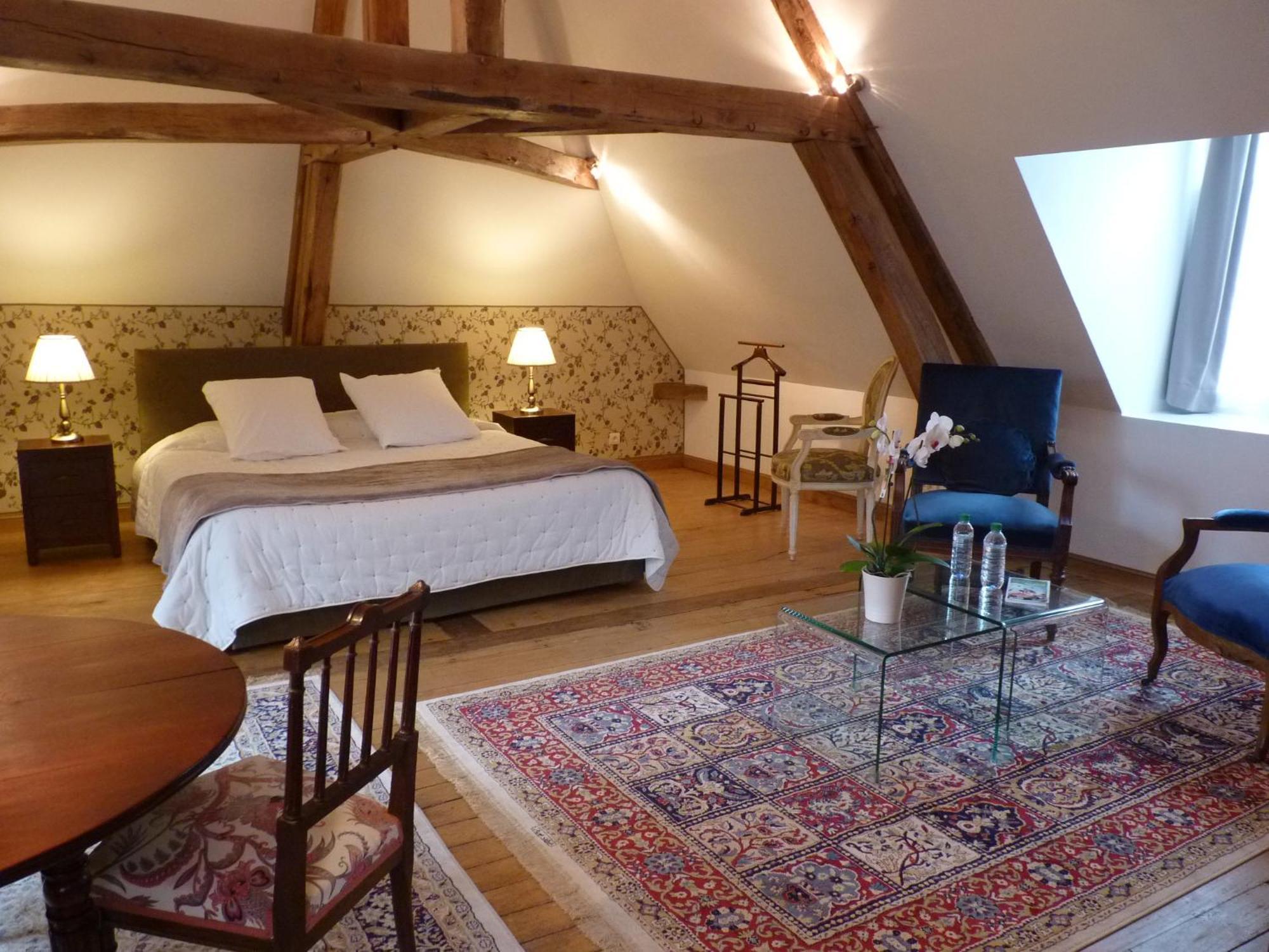 Le Clos Saint Nicolas Château-Renard Rum bild