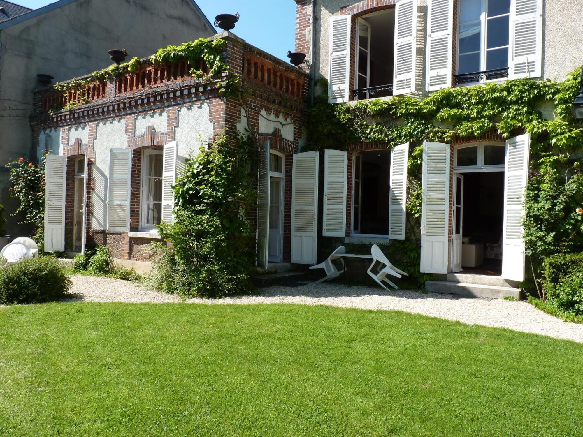 Le Clos Saint Nicolas Château-Renard Rum bild