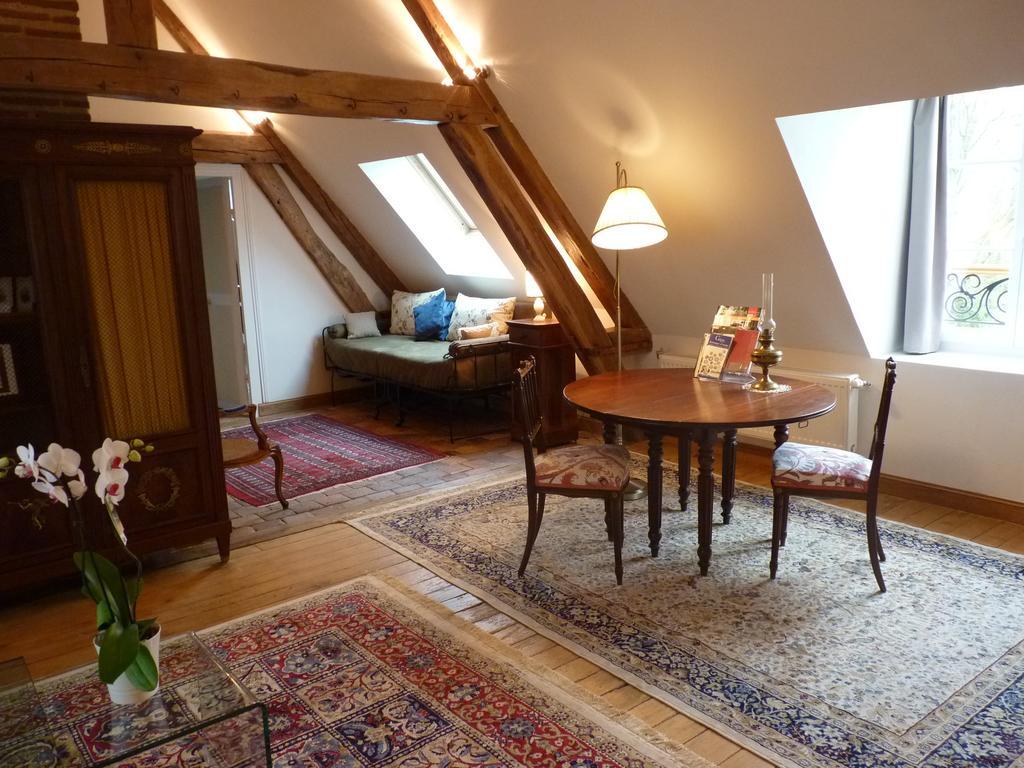Le Clos Saint Nicolas Château-Renard Exteriör bild