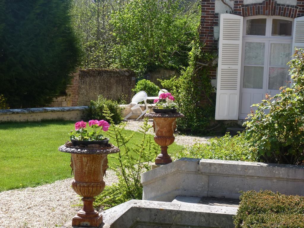 Le Clos Saint Nicolas Château-Renard Exteriör bild